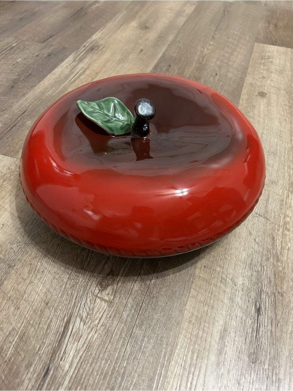 Vintage 90s Apple Pie Server/Storage